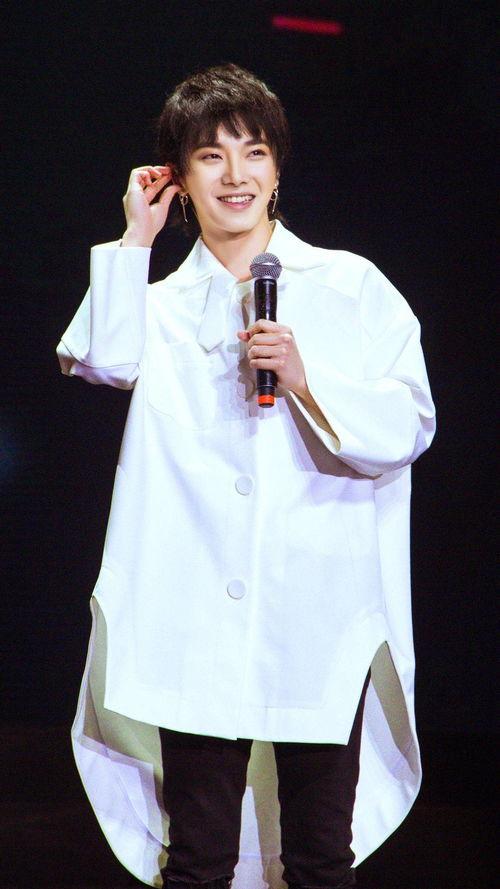 微博爆料华晨宇事件视频,真相究竟如何? 第2张 微博爆料华晨宇事件视频,真相究竟如何? 第2张