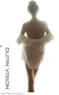 初解罗衫在线观看,穿越时空的时尚之旅  第2张